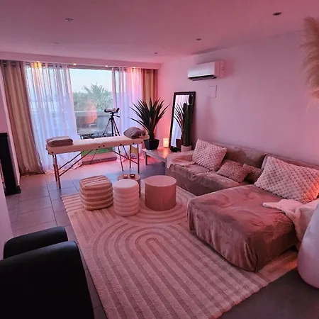 아파트 Perle Blanche Naturist Village Sea View *
